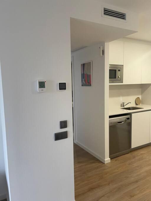 Estrenalo A Minutos De Bcn Apartamento Sant Feliu de Llobregat Exterior foto